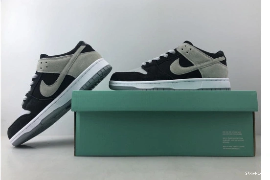 Low Pro Sb Dunk Wolf Zoom Black Grey-White-White Nike 854866-001 0925